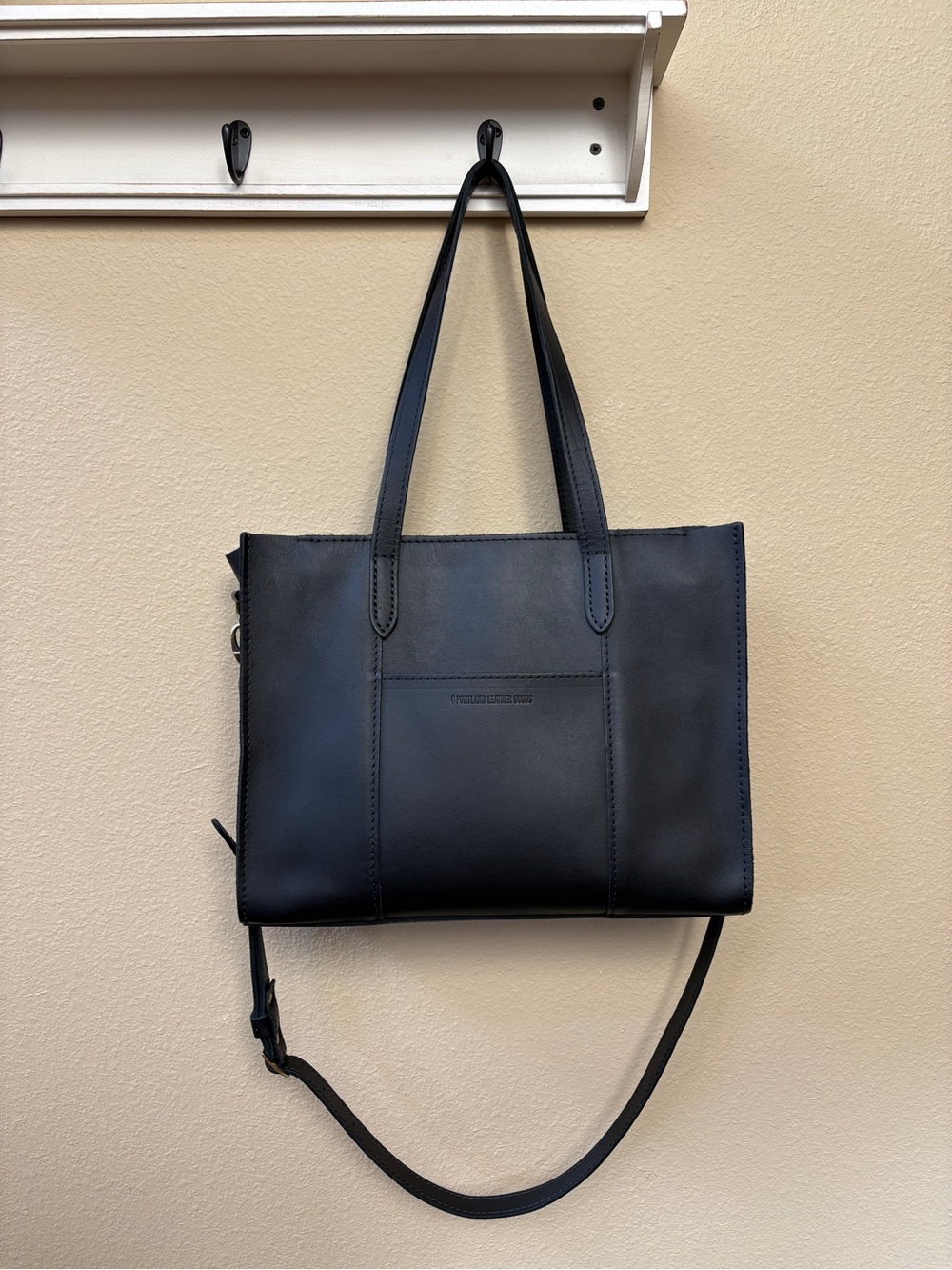 Portland Leather Black Shoulder Tote